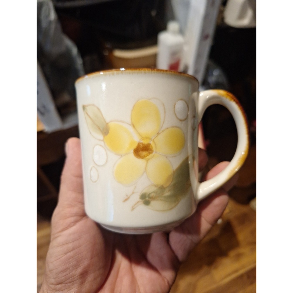 Vintage Sunnycraft Stoneware Mug Daisy Hand Painted Korea Floral Coffee Cup